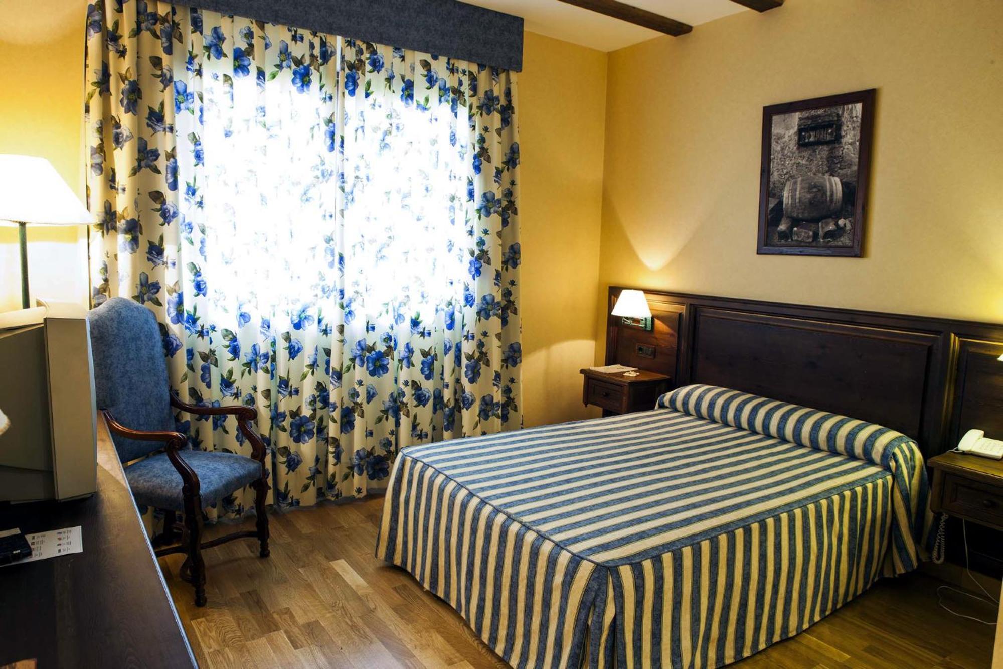 Hotel Spa Tudanca Aranda Fuentespina Pokoj fotografie